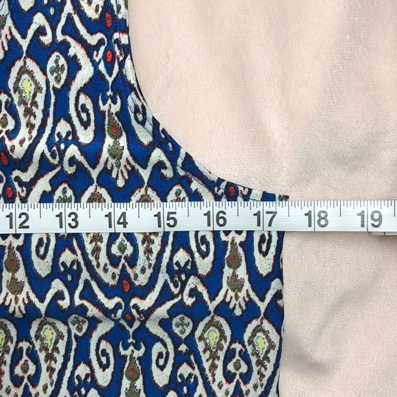 Valerie Stevens Sleeveless Top - Picture 9 of 11